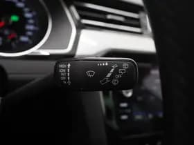 Volkswagen Passat thumbnail 23