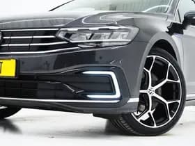Volkswagen Passat thumbnail 6