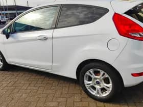 Ford Fiesta thumbnail 3