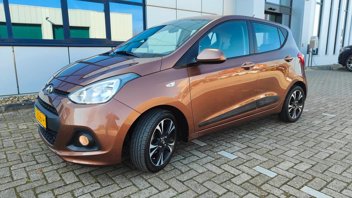 Hyundai i10 — foto 1