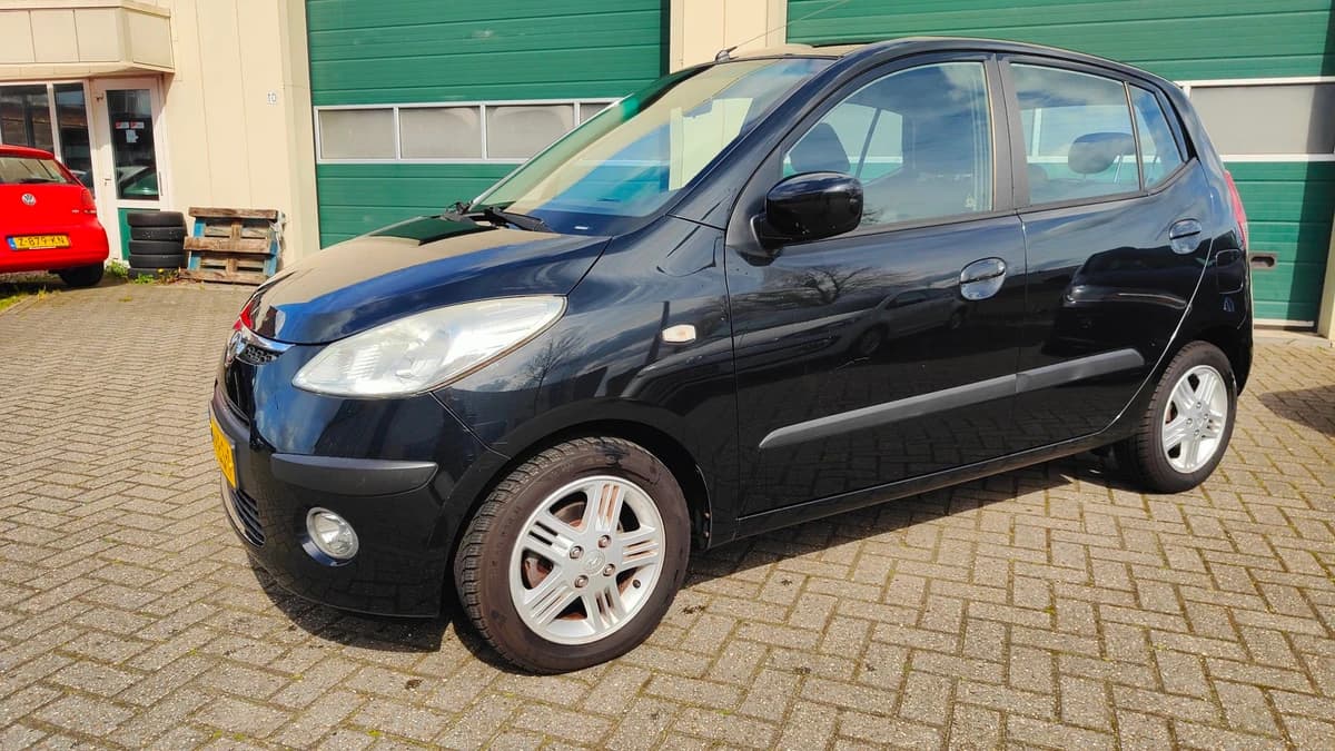Hyundai i10 — foto 1