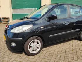 Hyundai i10 thumbnail 2