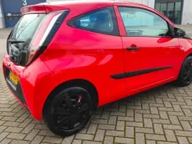 Toyota Aygo thumbnail 5