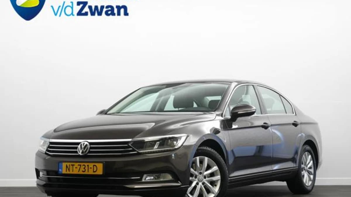Volkswagen Passat — foto 1