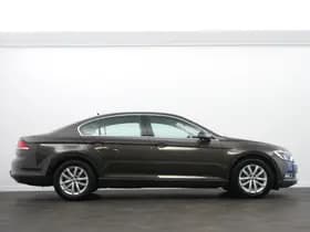 Volkswagen Passat thumbnail 15