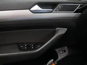 Volkswagen Passat thumbnail 29