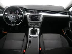 Volkswagen Passat thumbnail 6