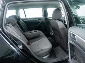 Volkswagen Golf thumbnail 11