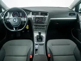 Volkswagen Golf thumbnail 6