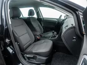 Volkswagen Golf thumbnail 10