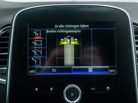 Renault Scénic thumbnail 25