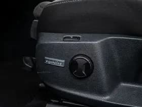 Volkswagen Golf thumbnail 26