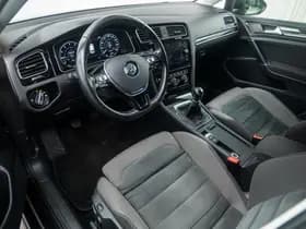 Volkswagen Golf thumbnail 8