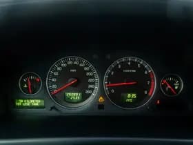 Volvo S60 thumbnail 25