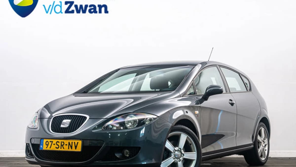 SEAT Leon — foto 1