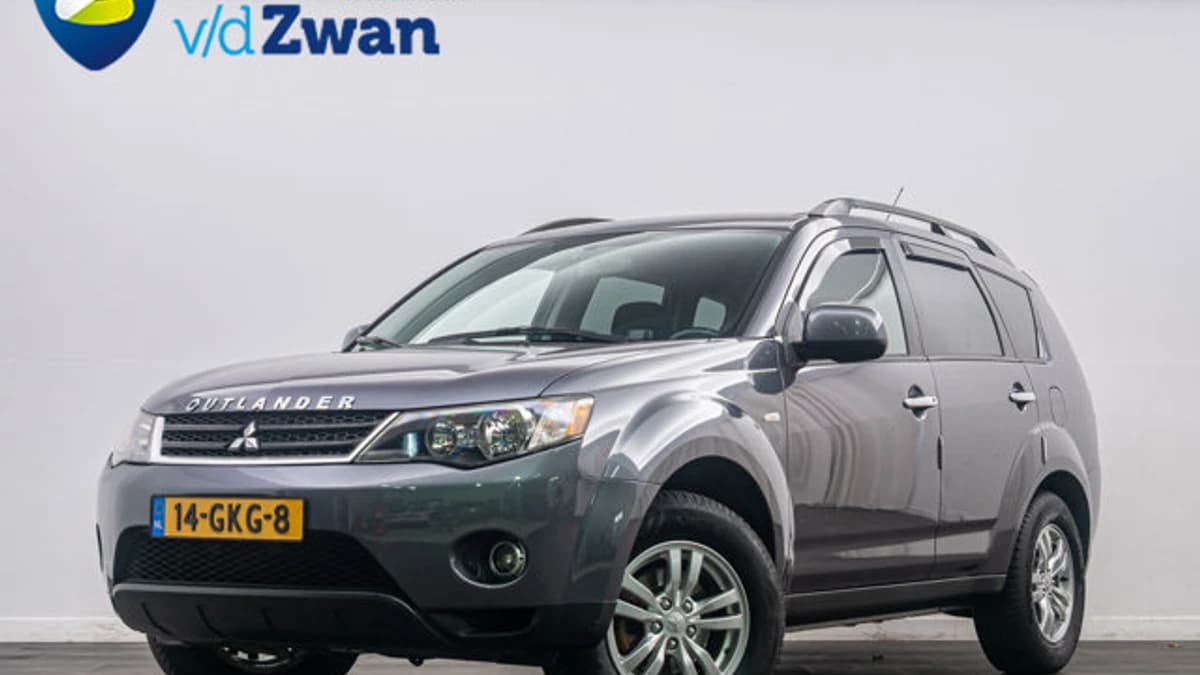 Mitsubishi Outlander — foto 1