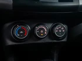 Mitsubishi Outlander thumbnail 22