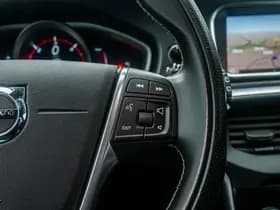 Volvo V40 thumbnail 25