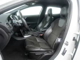 Volvo V40 thumbnail 7