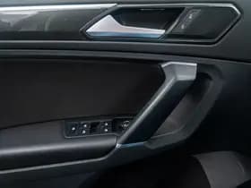 Volkswagen Tiguan thumbnail 31