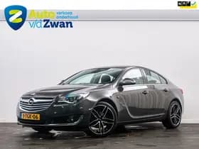 Opel Insignia thumbnail 1