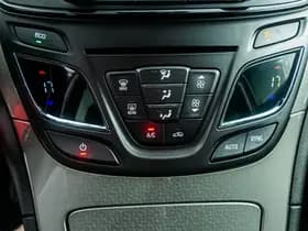 Opel Insignia thumbnail 24