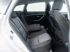 Hyundai i30 thumbnail 11