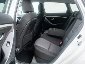 Hyundai i30 thumbnail 12