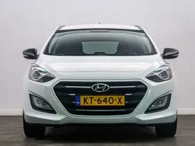 Hyundai i30 thumbnail 16