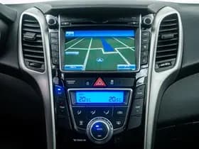 Hyundai i30 thumbnail 21