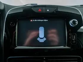 Renault Clio thumbnail 21