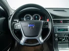 Volvo V70 thumbnail 18