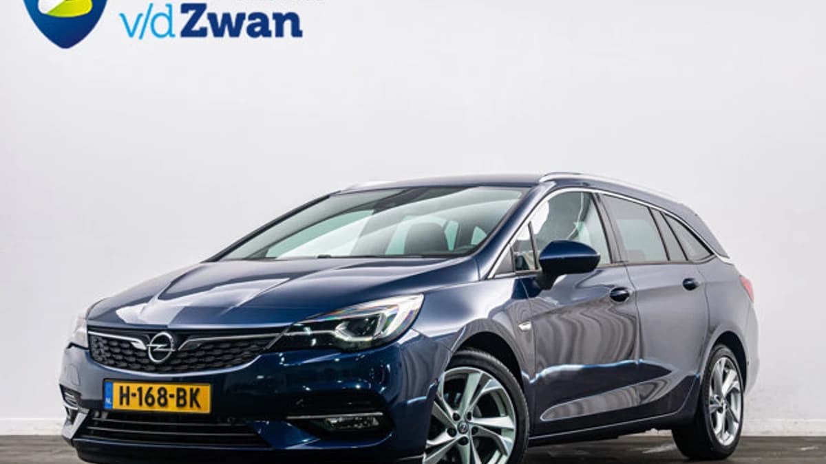 Opel Astra Sports Tourer — foto 1