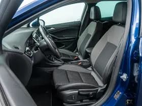 Opel Astra Sports Tourer thumbnail 7