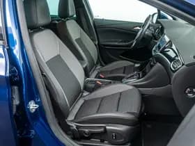 Opel Astra Sports Tourer thumbnail 10