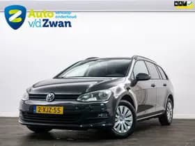 Volkswagen Golf thumbnail 2