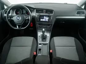 Volkswagen Golf thumbnail 6