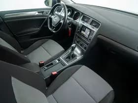 Volkswagen Golf thumbnail 9