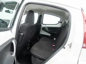 Peugeot 107 thumbnail 12