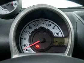 Peugeot 107 thumbnail 25