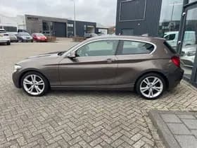 BMW 1-serie 116i Upgrade Edition thumbnail 7