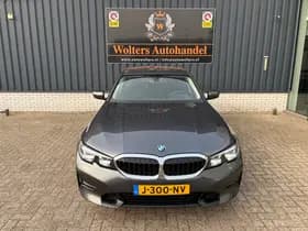 BMW 3-Serie thumbnail 2