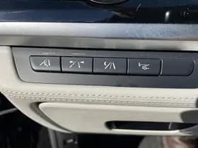 BMW 7-Serie thumbnail 23