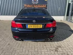 BMW 7-Serie thumbnail 9