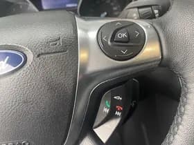 Ford Focus thumbnail 18