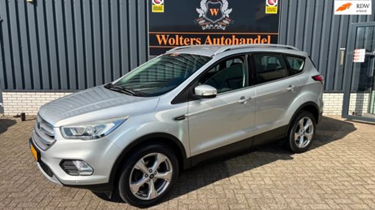 Ford Kuga 1.5 EcoBoost Titanium *AC *camera *nav — foto 1
