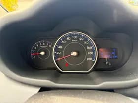 Hyundai i10 thumbnail 18