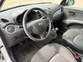 Hyundai i10 thumbnail 10