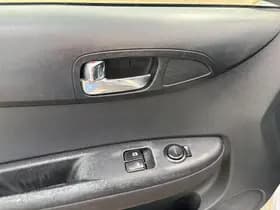 Hyundai i20 thumbnail 15