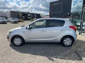 Hyundai i20 thumbnail 7